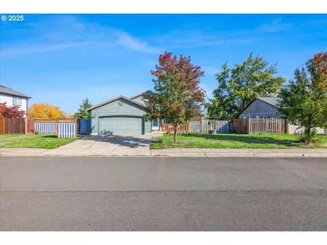 670 N 1st Street Carlton OR 97111