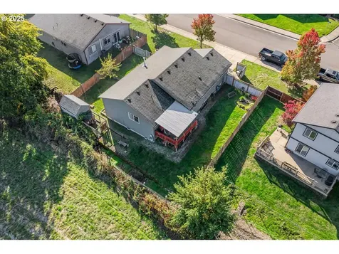 670 N 1st Street Carlton OR 97111