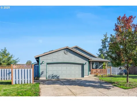 670 N 1st Street Carlton OR 97111