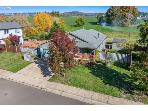 670 N 1st Street Carlton OR 97111
