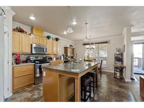 23421 S Highway 213 Oregon City OR 97045
