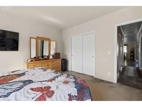23421 S Highway 213 Oregon City OR 97045