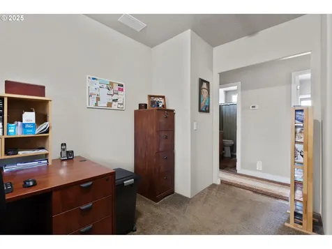 23421 S Highway 213 Oregon City OR 97045