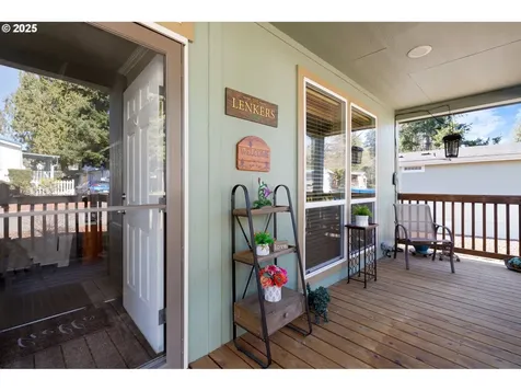 23421 S Highway 213 Oregon City OR 97045