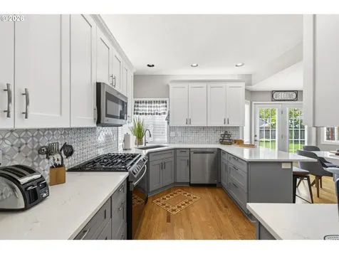 2471 NE Lindsey Drive Hillsboro OR 97124