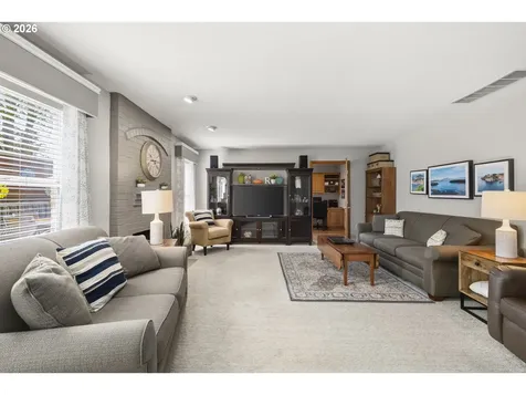 2471 NE Lindsey Drive Hillsboro OR 97124