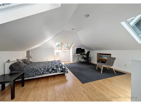 2333 NE 25th Avenue Portland OR 97212
