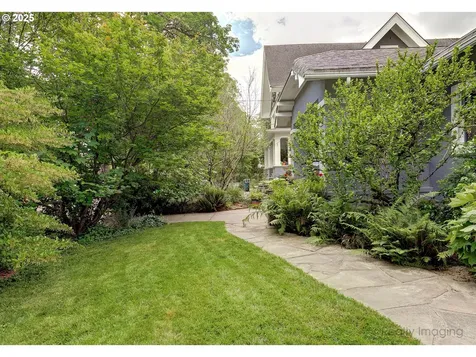 2333 NE 25th Avenue Portland OR 97212