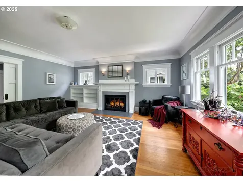 2333 NE 25th Avenue Portland OR 97212