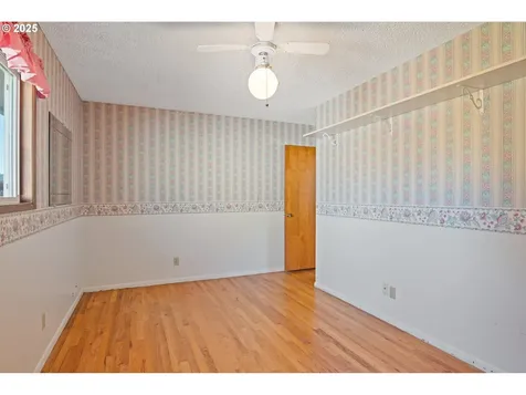 1617 Susan Avenue Longview WA 98632