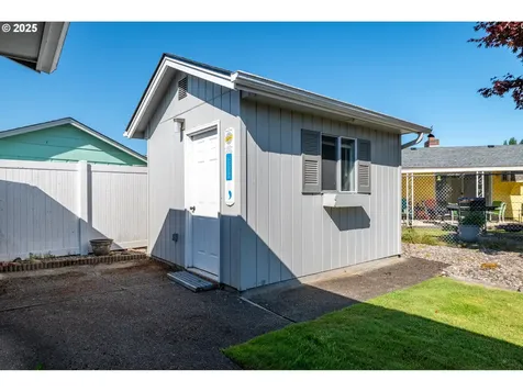 1617 Susan Avenue Longview WA 98632