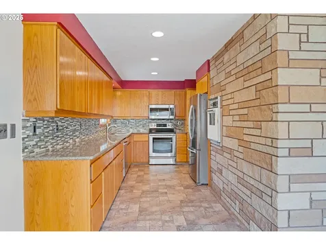1617 Susan Avenue Longview WA 98632