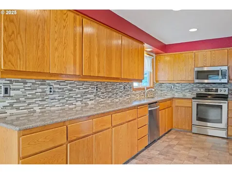 1617 Susan Avenue Longview WA 98632