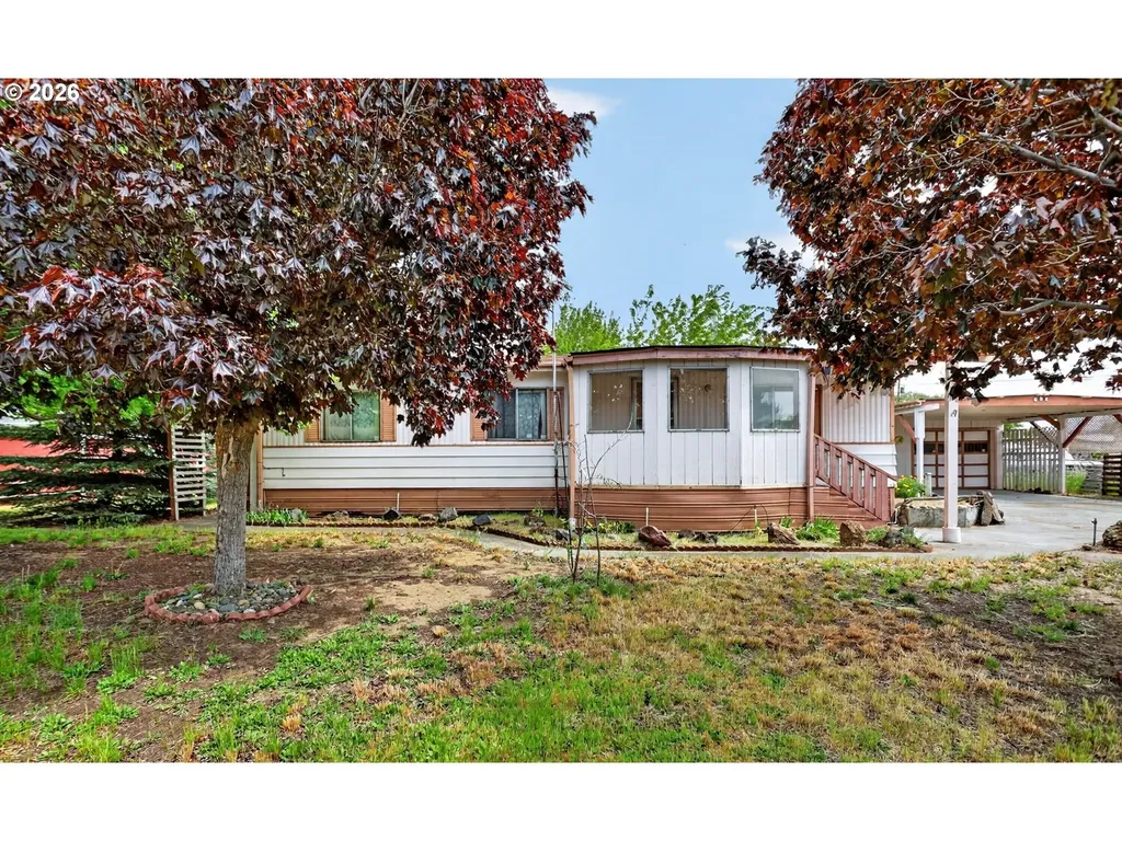 604 D Street Dallesport WA 98617