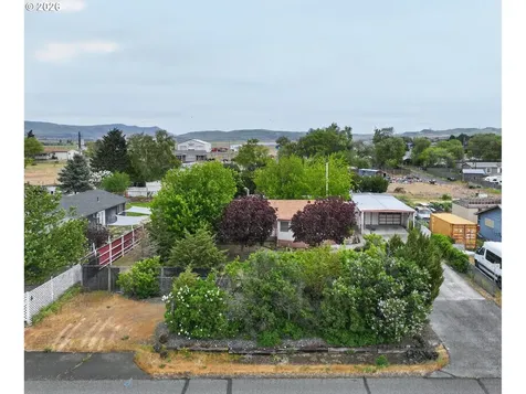 604 D Street Dallesport WA 98617
