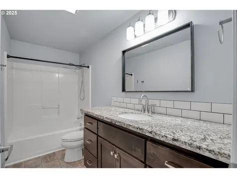 13008 NE 46th Street Vancouver WA 98682