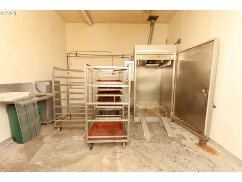 2210 N Main Avenue Tillamook OR 97141