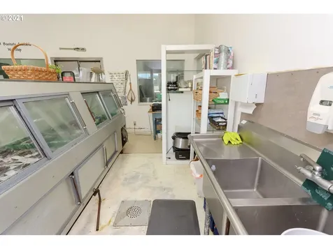 2210 N Main Avenue Tillamook OR 97141