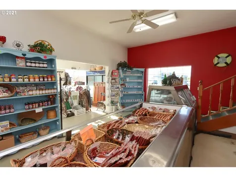 2210 N Main Avenue Tillamook OR 97141