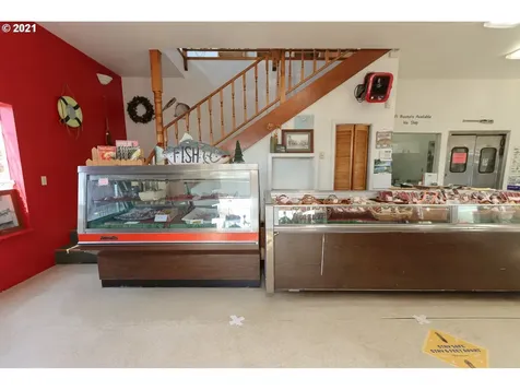 2210 N Main Avenue Tillamook OR 97141