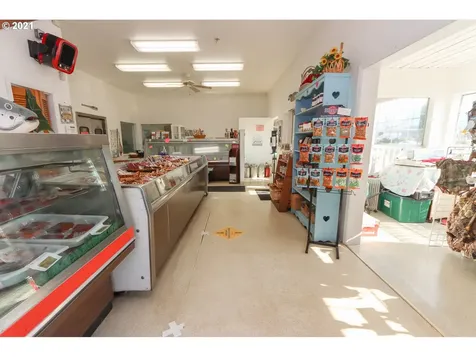 2210 N Main Avenue Tillamook OR 97141