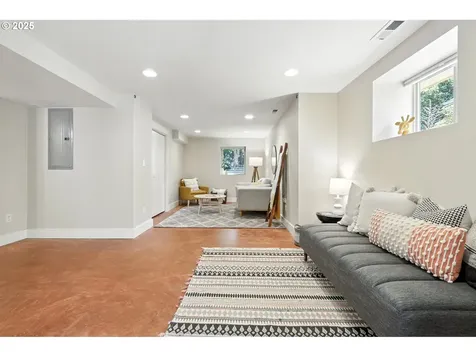 2537 NE 50th Avenue Portland OR 97213