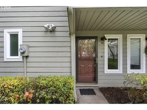 4880 SW Scholls Ferry Road Portland OR 97225