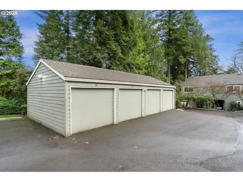 4880 SW Scholls Ferry Road Portland OR 97225