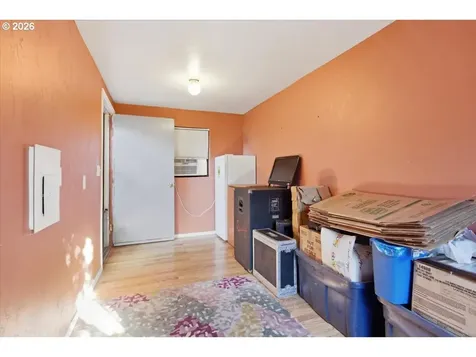 5422 Portland Road NE Salem OR 97305