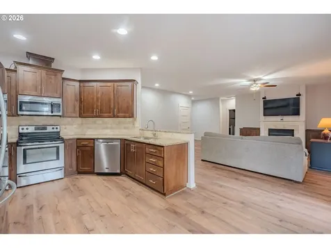 2156 SW 14th Drive Gresham OR 97080