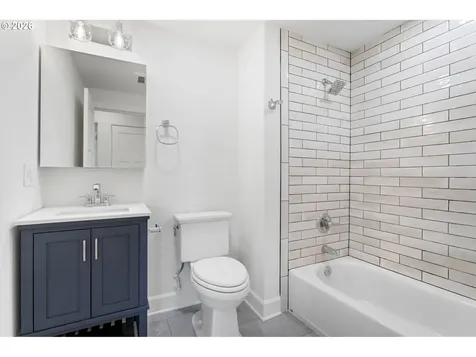 418 Dewey Street Oregon City OR 97045