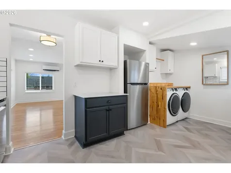 418 Dewey Street Oregon City OR 97045