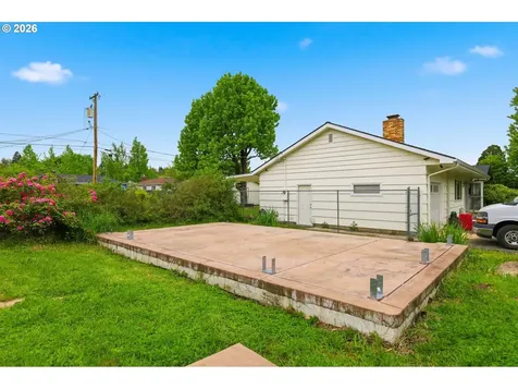 195 E 25th Avenue Eugene OR 97405