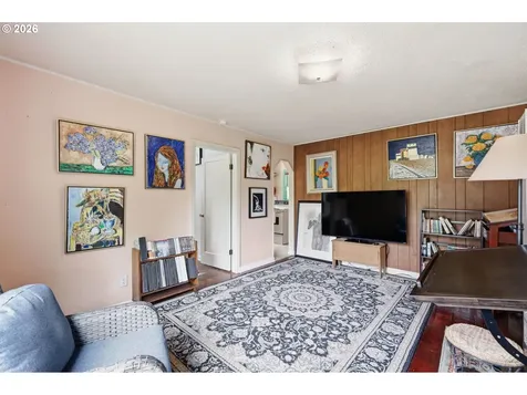 195 E 25th Avenue Eugene OR 97405