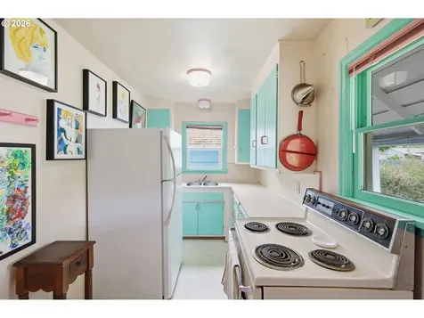 195 E 25th Avenue Eugene OR 97405