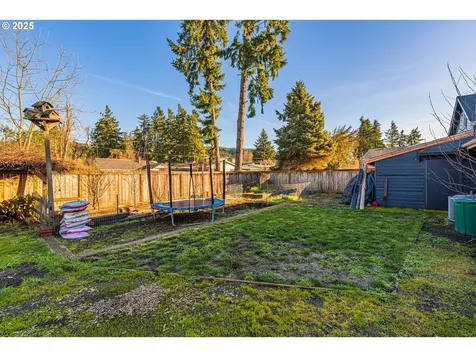 1130 S 7th Street Cottage Grove OR 97424