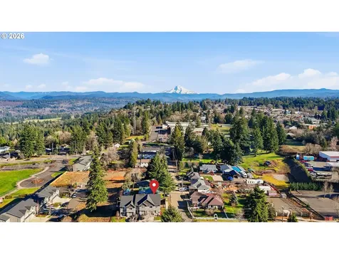 16994 University Avenue Sandy OR 97055