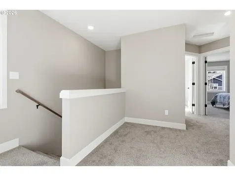 16994 University Avenue Sandy OR 97055