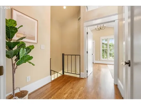 7005 SE Pine Street Portland OR 97215