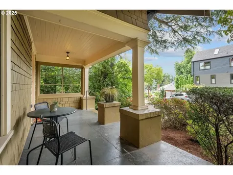 7005 SE Pine Street Portland OR 97215