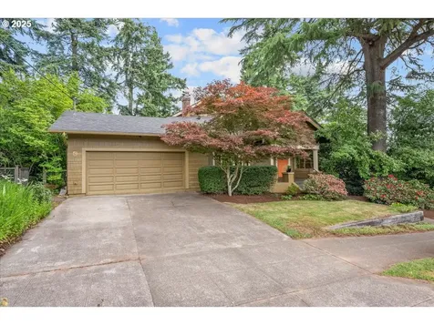 7005 SE Pine Street Portland OR 97215