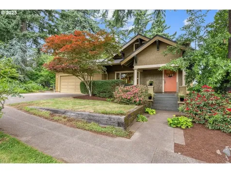 7005 SE Pine Street Portland OR 97215