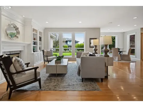 2835 NW Lacamas Drive Camas WA 98607