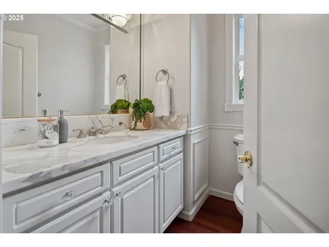 2835 NW Lacamas Drive Camas WA 98607