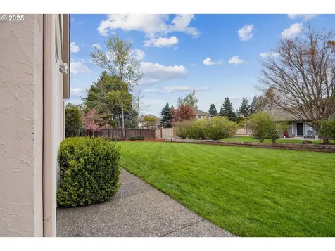 2835 NW Lacamas Drive Camas WA 98607