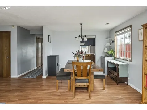 922 NE Lovell Street Hillsboro OR 97124