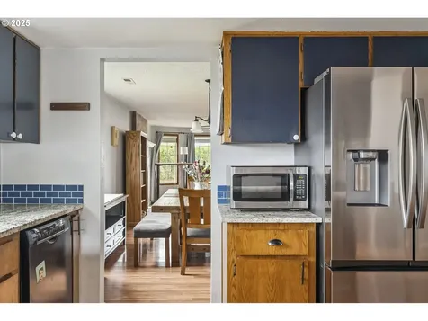 922 NE Lovell Street Hillsboro OR 97124