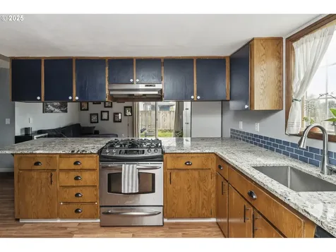 922 NE Lovell Street Hillsboro OR 97124