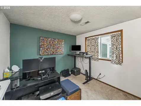 922 NE Lovell Street Hillsboro OR 97124