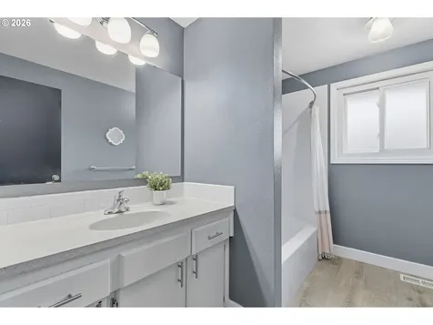 2160 SW 26th Street Gresham OR 97080